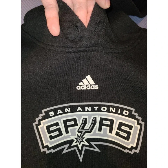 Adidas San Antonio Spurs Pullover Hoodie teen's Size 2XL Polyester Blend (Q) - Picture 3 of 5